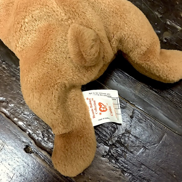 Cubbie & Blackie Beanies - Picture 5 of 12